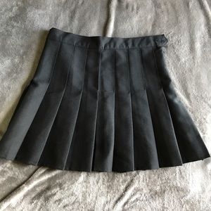 American Apparel pleated school skirt