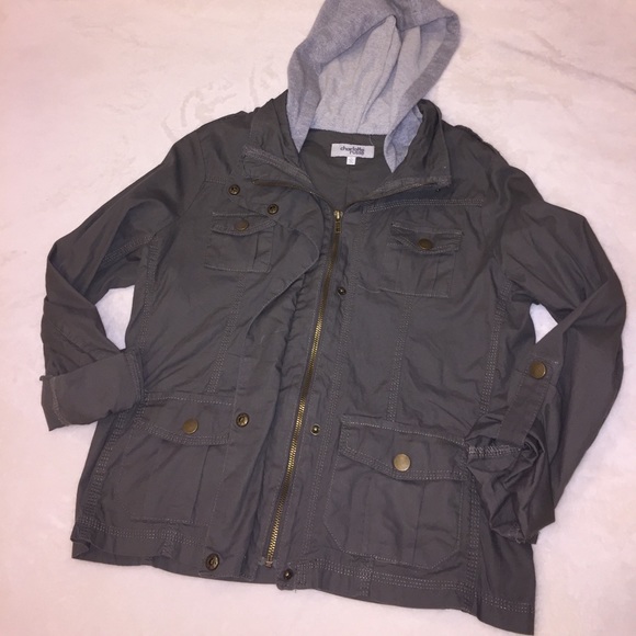 Charlotte Russe Jackets & Blazers - NWOT women's utility jacket!