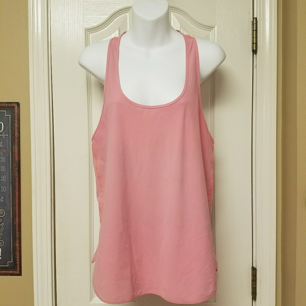 ISO Lululemon Coastal Tank!