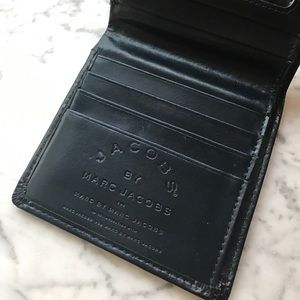 Marc by marc jacobs navy wallet