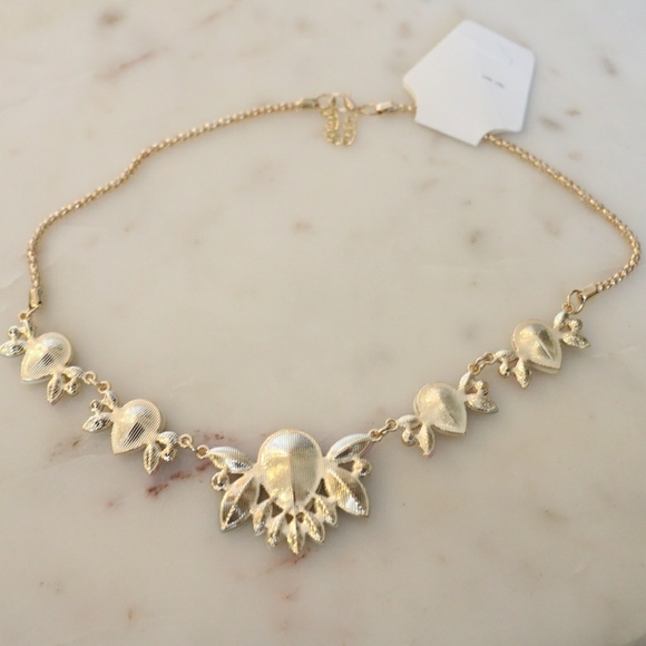 π΄Purple and Blue Statement Necklace - Picture 3 of 4