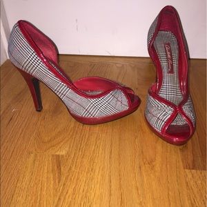 Plaid Peep Toe pump
