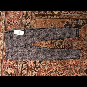 NWT inner spirit yoga legging