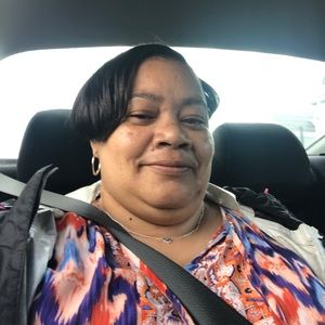 Meet your Posher, Celese