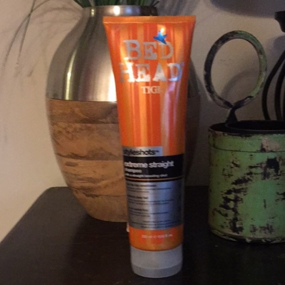 Bead Head Extreme straight shampoo never used!
