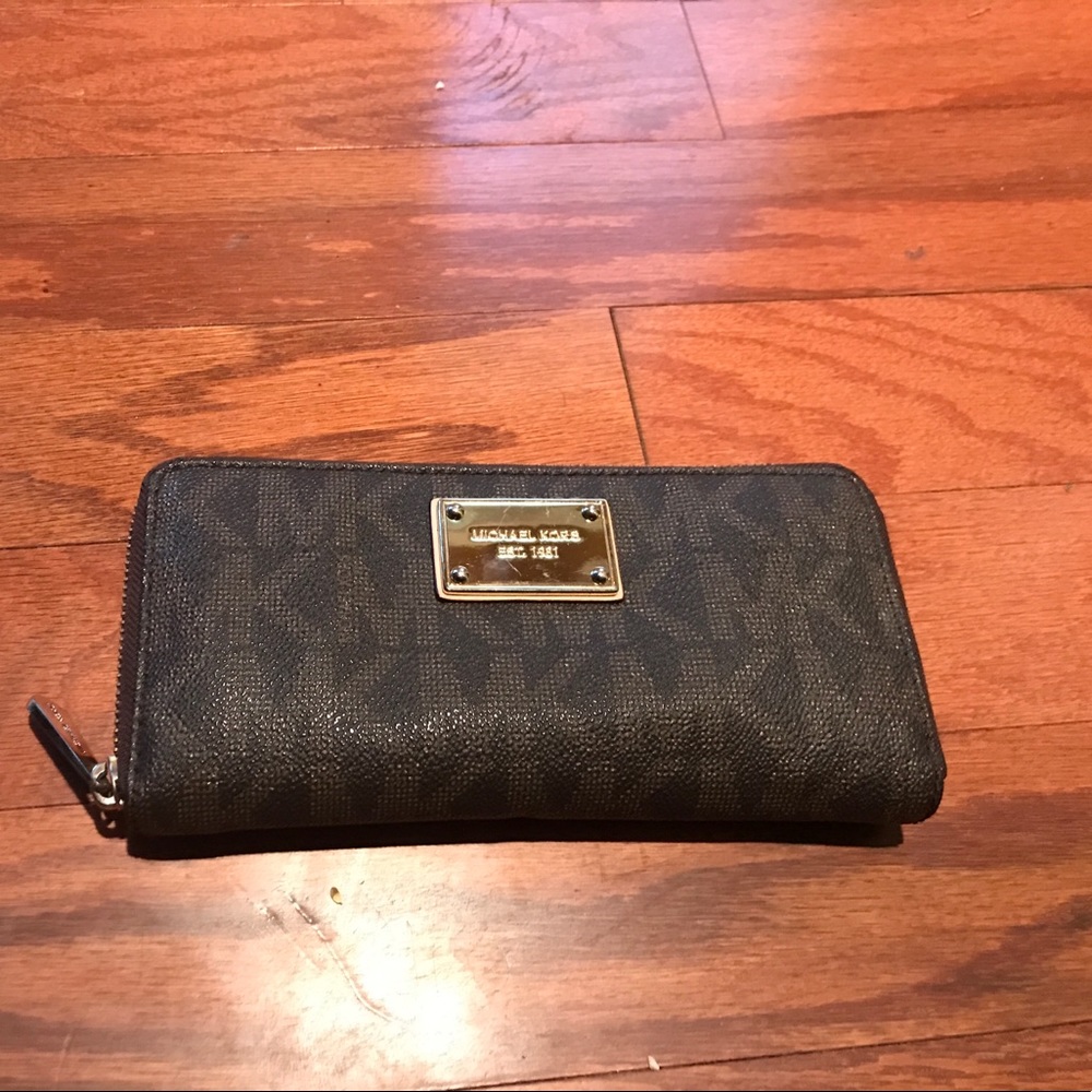 MK wallet
