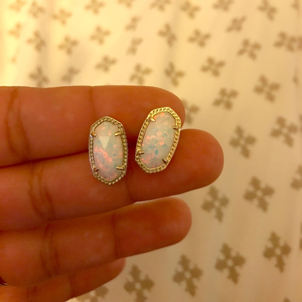 White opal Ellie's