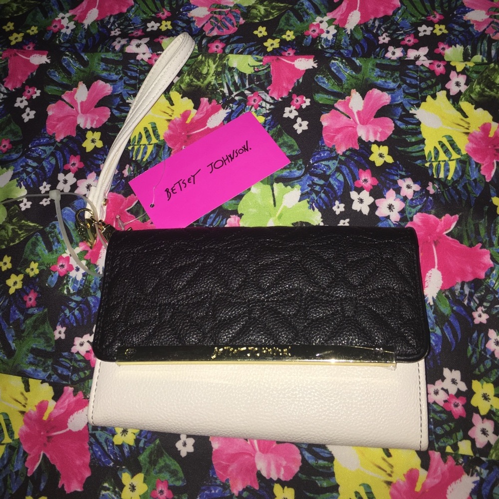 Betsy Johnson Wallet