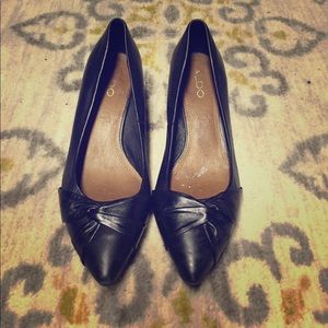 Aldo Women's Size 8.5 Black Kitten Heels