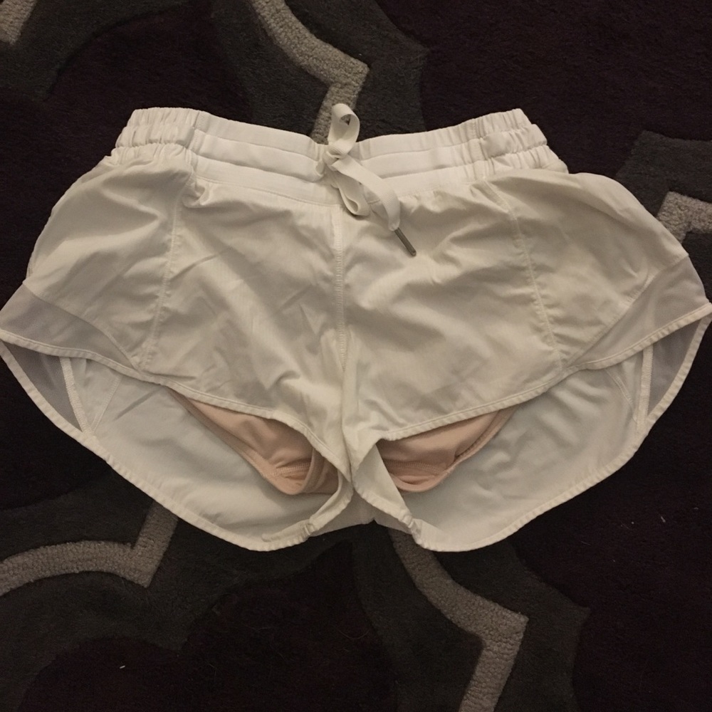 Lulu Lemmon Shorts