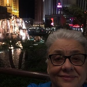 Meet your Posher, Peggy