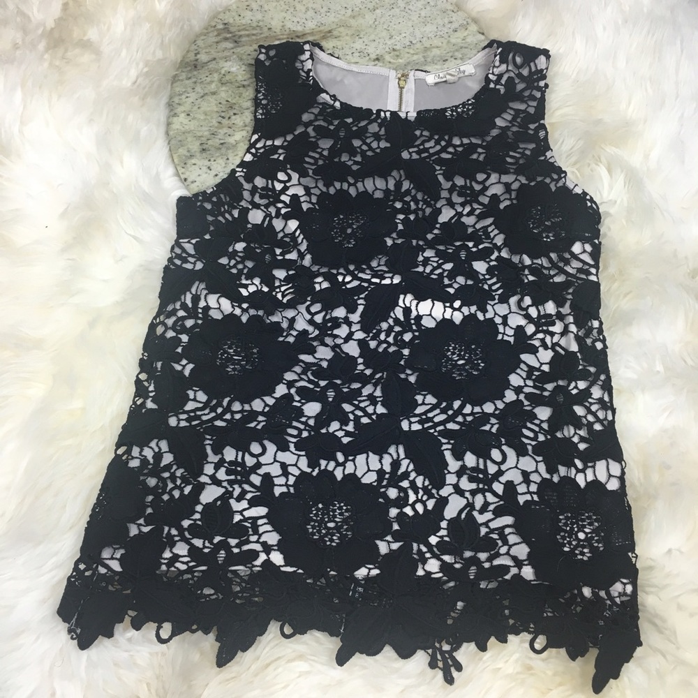 💎Black Lace Sleeveless Top