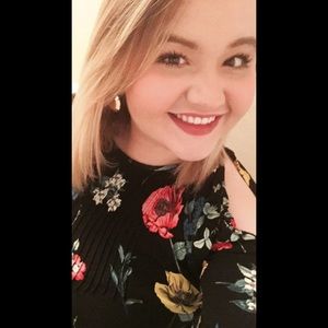 Meet your Posher, Genevieve