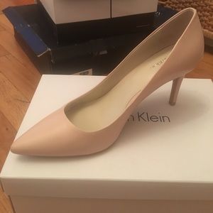 Nude Calvin Klein Heels- size 8.5