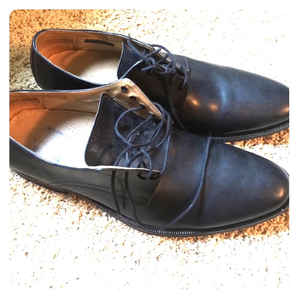 COLE HAAN MEN'S WATERPROOF LEATHER SHOES
