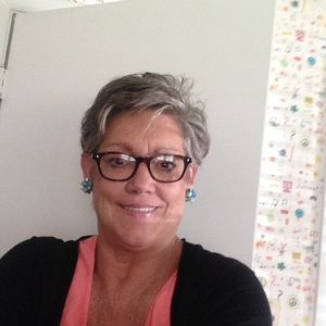 Meet your Posher, Leah