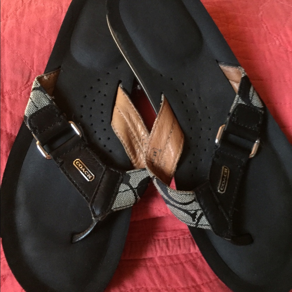 💯 Authentic Coach Flip flop