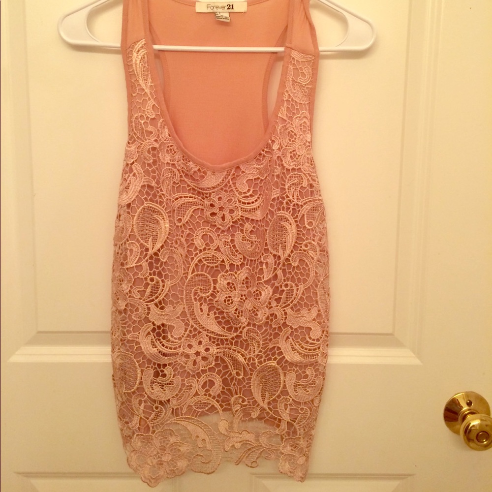NWOT Blush Lacey tank