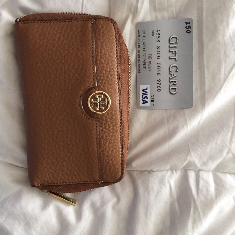Tory Burch wallet