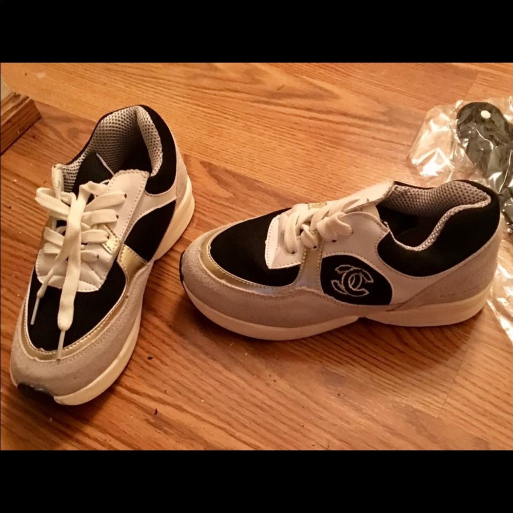 Children's sneakers