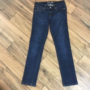 Aeropostale Bayla Skinny Jeans
