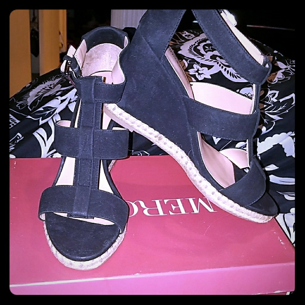 NWOT Merona Black Wedges