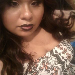 Meet your Posher, Raisa alejandra