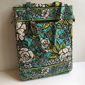 Vera Bradley Laptop Travel Tote Island in  Blooms
