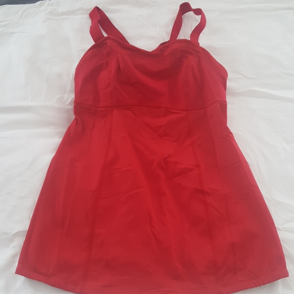 Lululemon athletica size 6
