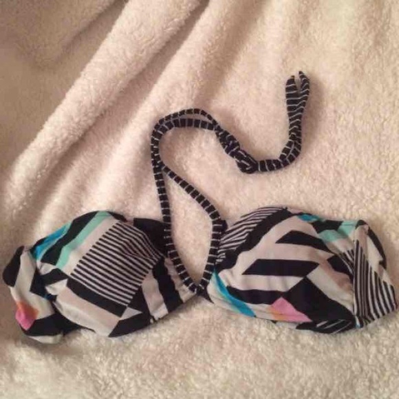 Reversible bikini top - Picture 1 of 3