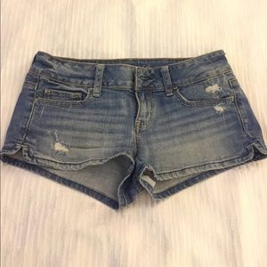 American Eagle shorts!
