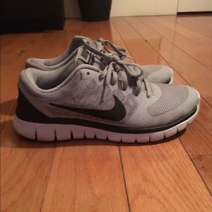 Nike Grey Flex Run