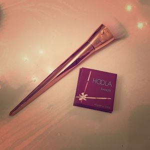 Contour Bundle! Mini HOOLA benefit & RT 301 brush