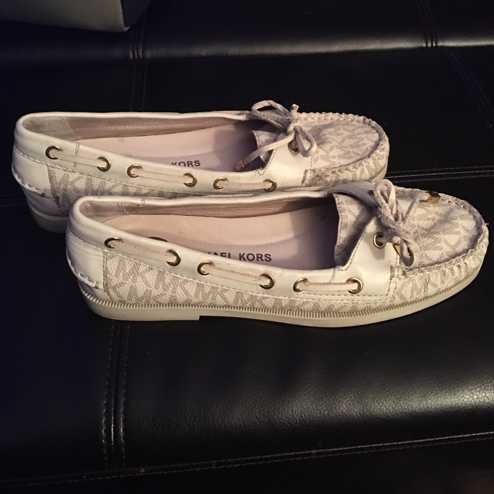 Michael kors white signature boat shoes