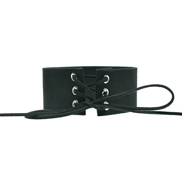 🔴Vegan Suede Lace-up Choker - Picture 4 of 5
