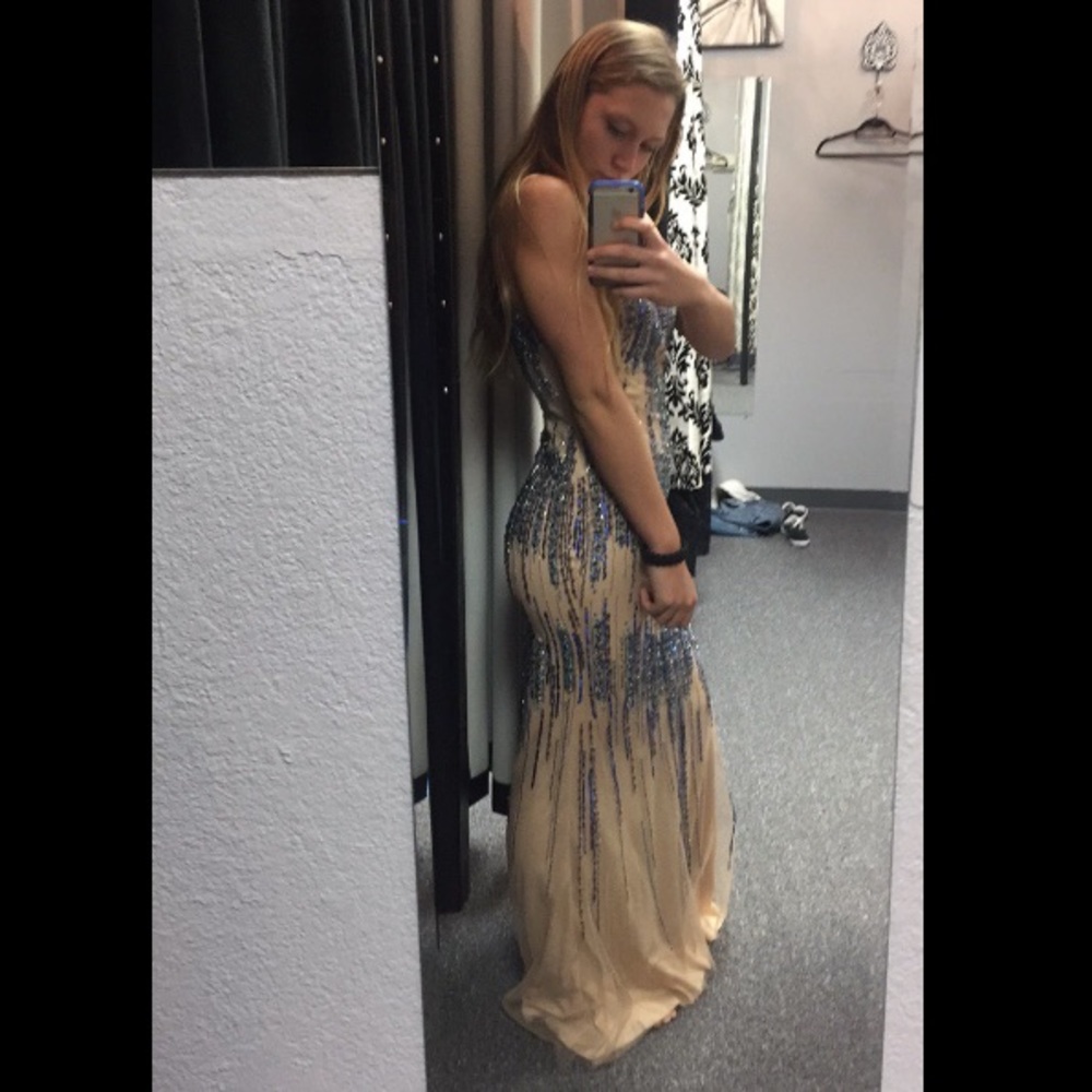 Gorgeous prom/formal/evening/ homecoming dress!!
