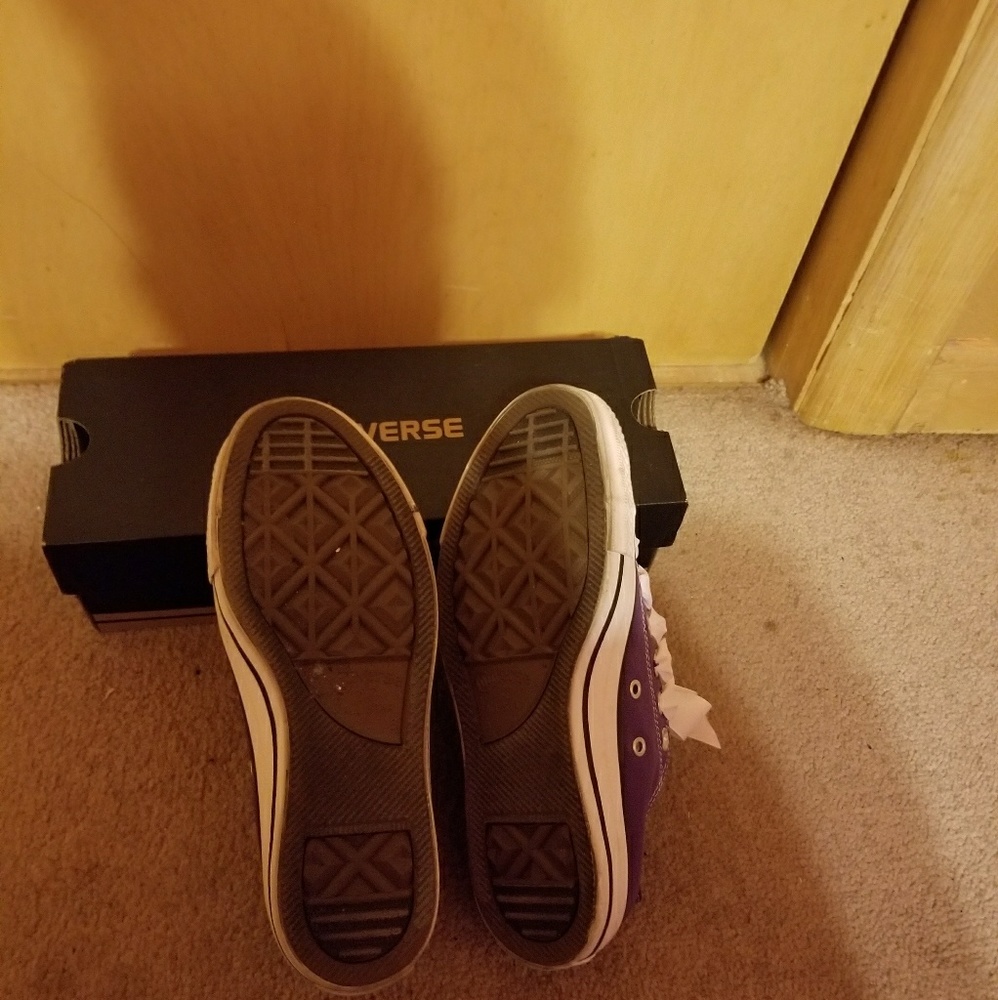 Converse Tennis shoes in orginal box