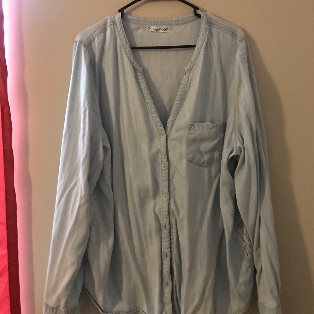 Light denim shirt with lace back
