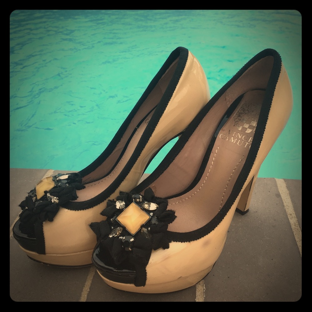 Two-tone nude and black platform heels