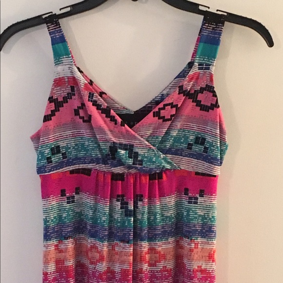 🔥🔥 beautifully multicolored patterned Maxi dress - Picture 2 of 4