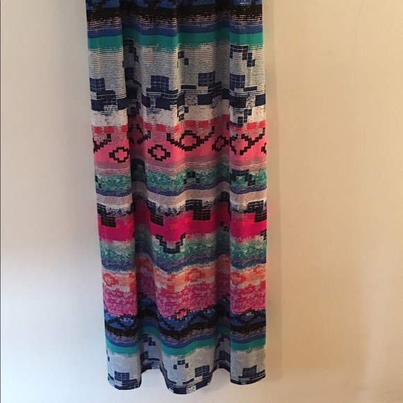 🔥🔥 beautifully multicolored patterned Maxi dress - Picture 4 of 4