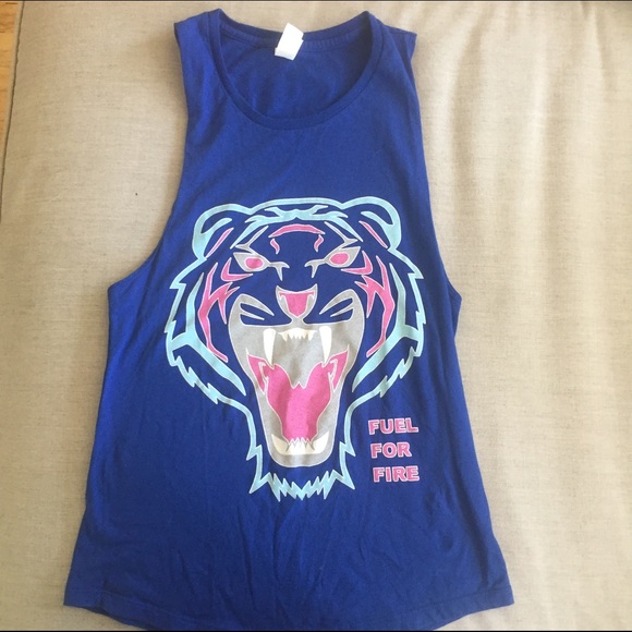 katrin davidsdottir shirt