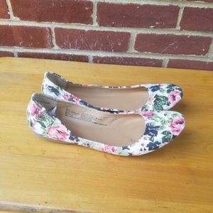 Mossimo Ballet Flats