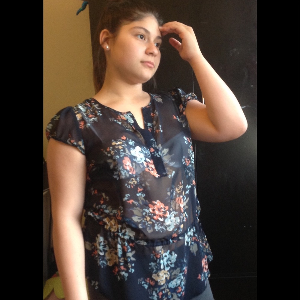 Floral shirt with tie on the side