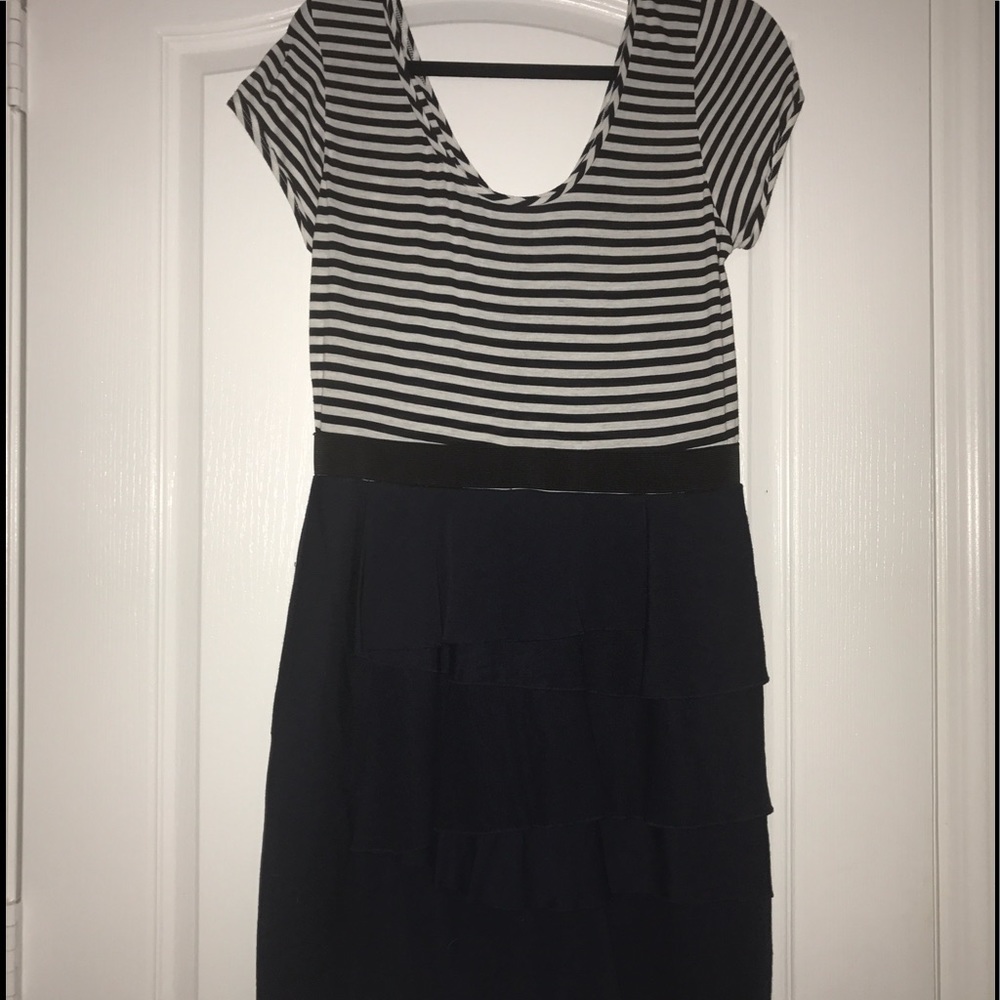 BCBG MAXAZRIA BLACK AND WHITE STRIPED, NAVY DRESS