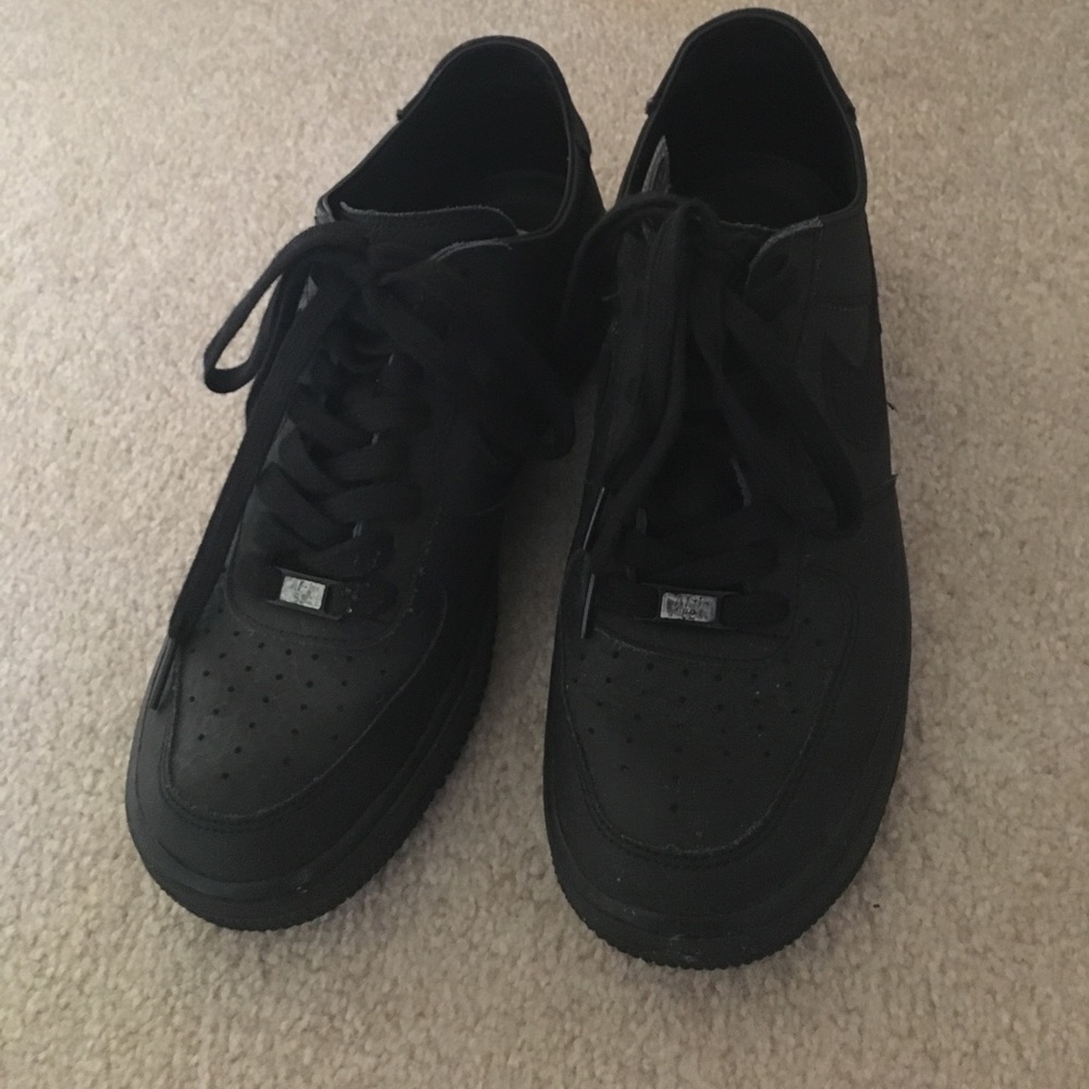 Nike Air Force ones (black)