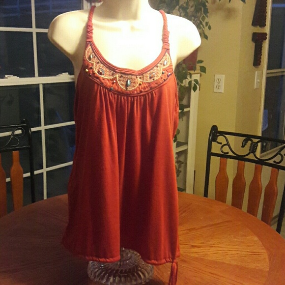 Very pretty top - Picture 1 of 3