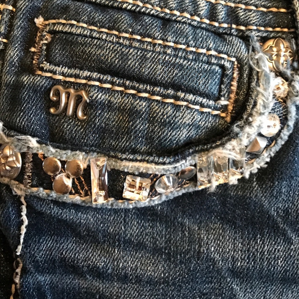 Girls Miss Me Bermuda Shorts - Picture 3 of 5