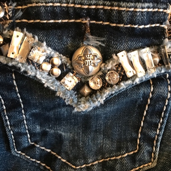 Girls Miss Me Bermuda Shorts - Picture 5 of 5