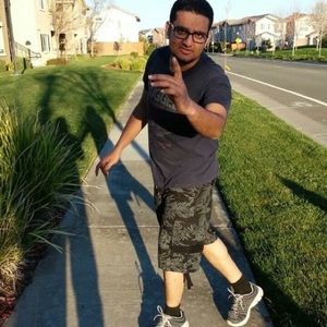 Meet your Posher, Atif